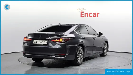 LEXUS ES LUXURY PLUS