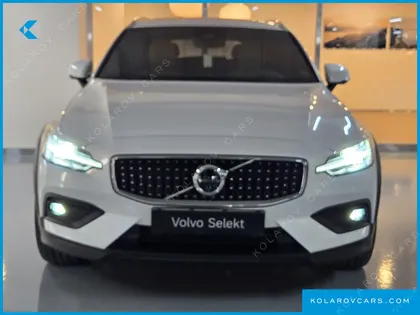 VOLVO V60 B5 ULTRA AWD