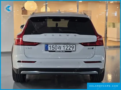 VOLVO V60 B5 ULTRA AWD