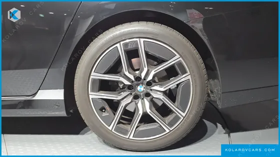 BMW 7 SERIES 740I SDRIVE M SPORT