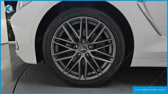 GENESIS G70 2.0T AWD
