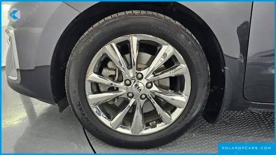 KIA CARNIVAL 7-SEATER LIMOUSINE