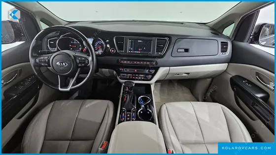 KIA CARNIVAL 7-SEATER LIMOUSINE