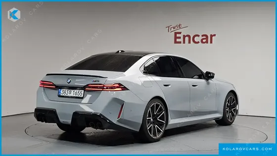 BMW M5 M5 SEDAN