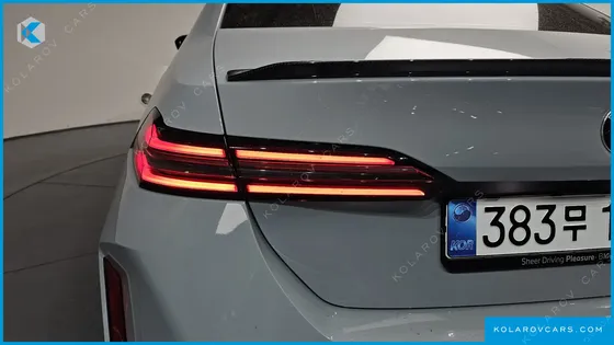 BMW M5 M5 SEDAN