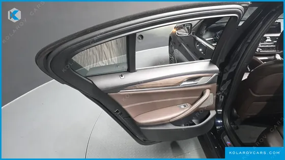 BMW 5 SERIES 530E M SPORT