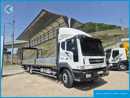 TATA DAEWOO NOBUS MID-SIZE TRUCK ROYAL