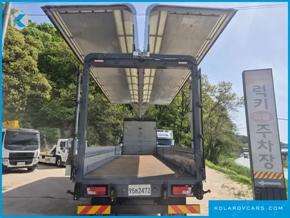 TATA DAEWOO NOBUS MID-SIZE TRUCK ROYAL