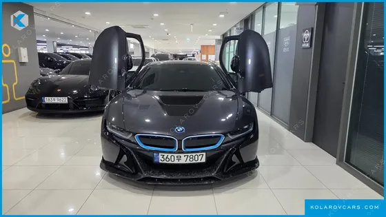 BMW I8 COUPE