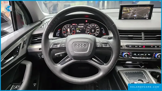 AUDI Q7 45 TFSI QUATTRO