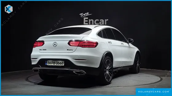 MERCEDES GLC-CLASS GLC300 4MATIC AMG LINE COUPE