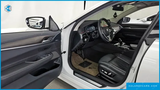 BMW GRAN TURISMO (GT) 630I XDRIVE LUXURY