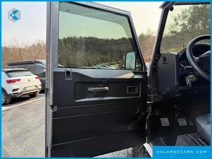 LAND ROVER DEFENDER 110