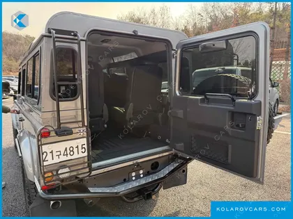 LAND ROVER DEFENDER 110