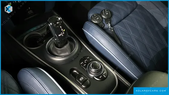 MINI COUNTRYMAN ALL4 CLASSIC LAUNCH PACK