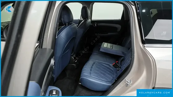 MINI COUNTRYMAN ALL4 CLASSIC LAUNCH PACK