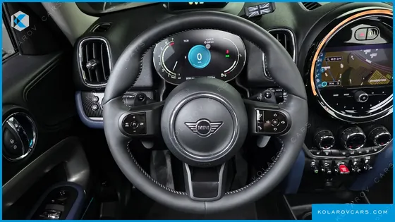 MINI COUNTRYMAN ALL4 CLASSIC LAUNCH PACK