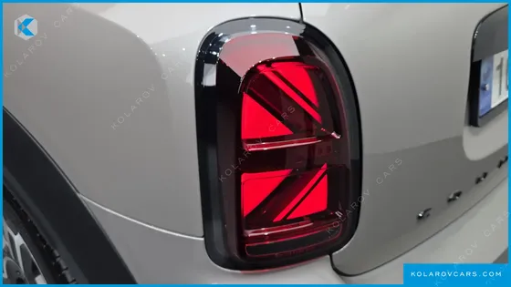 MINI COUNTRYMAN ALL4 CLASSIC LAUNCH PACK