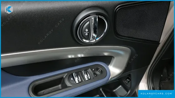 MINI COUNTRYMAN ALL4 CLASSIC LAUNCH PACK