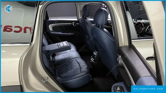 MINI COUNTRYMAN ALL4 CLASSIC LAUNCH PACK