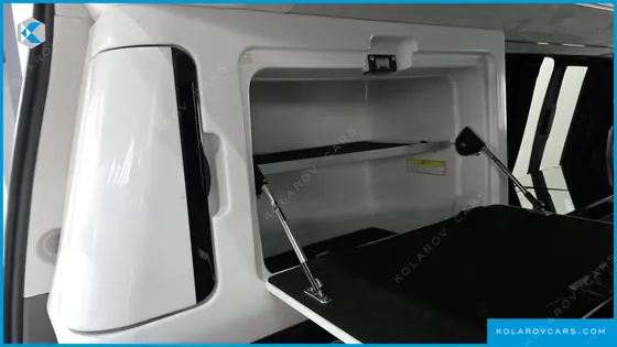HYUNDAI STARIA 2WD CAMPING CAR