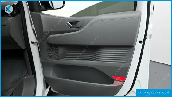 HYUNDAI STARIA 2WD CAMPING CAR