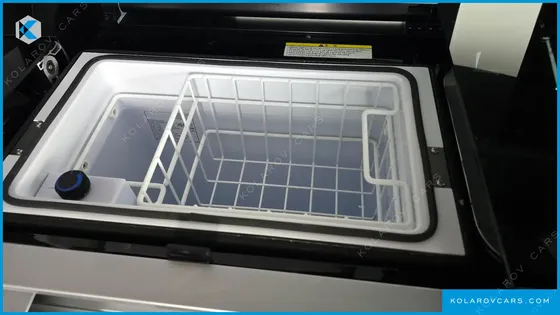 HYUNDAI STARIA 2WD CAMPING CAR