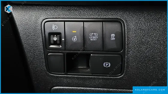HYUNDAI STARIA HEV 1.6 CARGO 5-SEATER