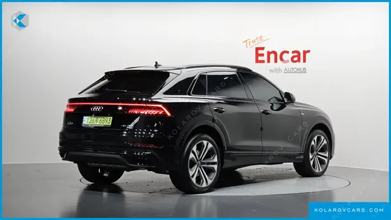 AUDI Q8 55 TFSI QUATTRO PREMIUM