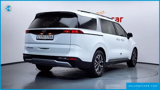 KIA CARNIVAL 9-SEATER PRESTIGE
