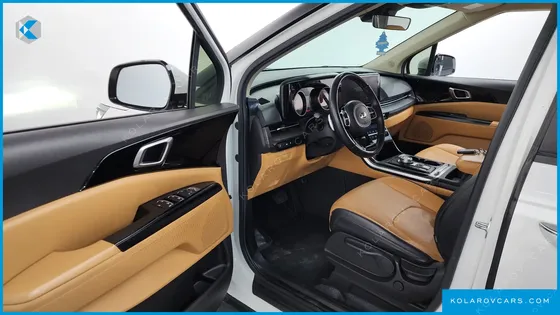 KIA CARNIVAL 9-SEATER PRESTIGE