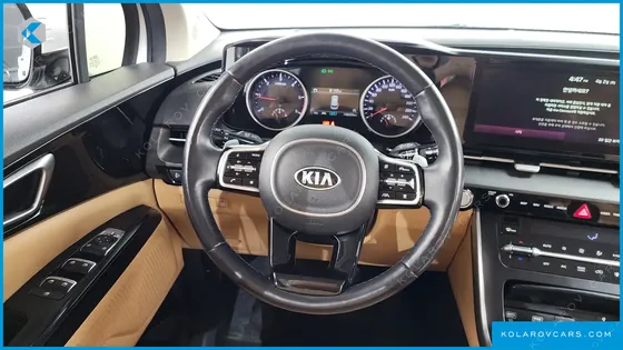 KIA CARNIVAL 9-SEATER PRESTIGE