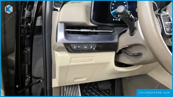 KIA CARNIVAL 9-SEATER HI-LIMOUSINE