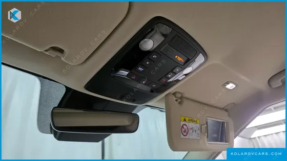 KIA CARNIVAL 9-SEATER HI-LIMOUSINE