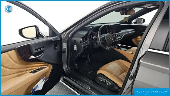 LEXUS LS 3.5 SUPREME AWD
