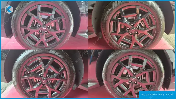 KIA CARNIVAL HEV 7SEATER GRAVITY
