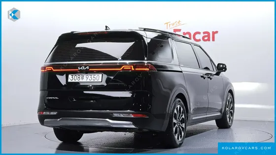 KIA CARNIVAL 9-SEATER SIGNATURE