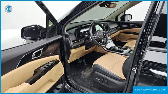 KIA CARNIVAL 9-SEATER SIGNATURE