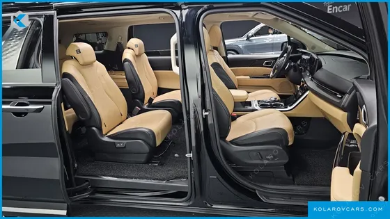 KIA CARNIVAL 9-SEATER SIGNATURE