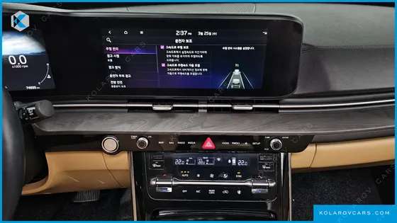 KIA CARNIVAL 9-SEATER SIGNATURE