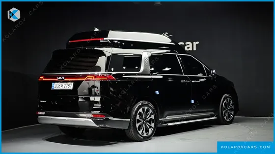 KIA CARNIVAL 9-SEATER HI-LIMOUSINE