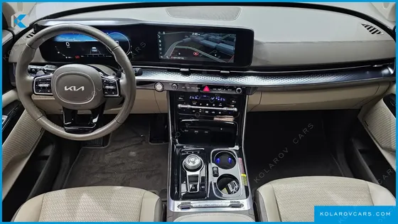 KIA CARNIVAL 9-SEATER HI-LIMOUSINE