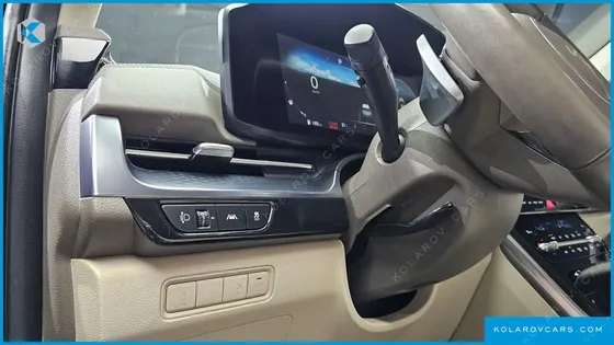 KIA CARNIVAL 9-SEATER HI-LIMOUSINE