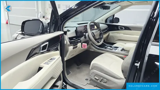 KIA CARNIVAL GASOLINE 7 SEATER X LINE