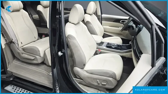 KIA CARNIVAL GASOLINE 7 SEATER X LINE