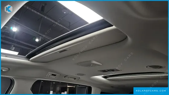 KIA CARNIVAL 7-SEATER GRAVITY