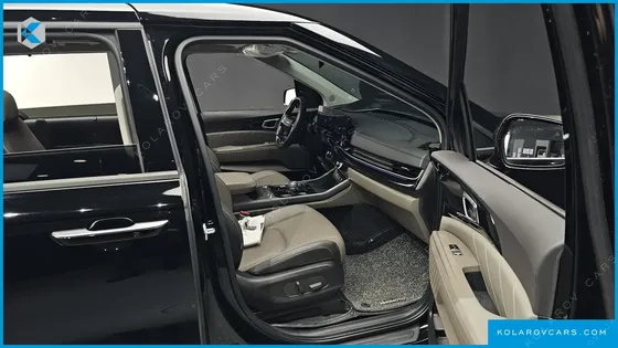 KIA CARNIVAL 9-SEATER GRAVITY