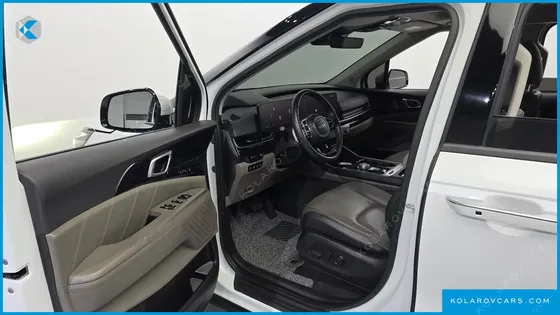 KIA CARNIVAL 7-SEATER SIGNATURE