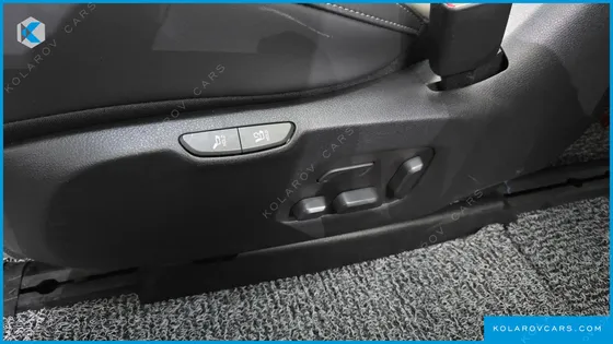 KIA CARNIVAL 7-SEATER SIGNATURE