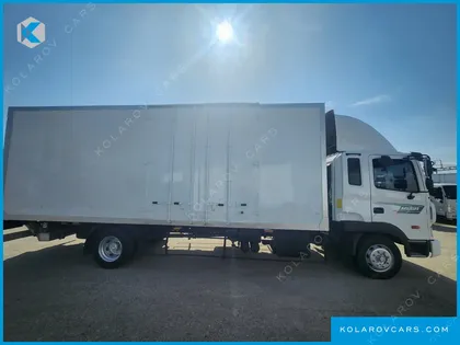 HYUNDAI MEGA TRUCK GOLD